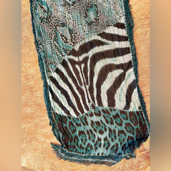 NWOT Roberto Cavalli mixed animal print scarf/head scarf - Picture 4 of 9